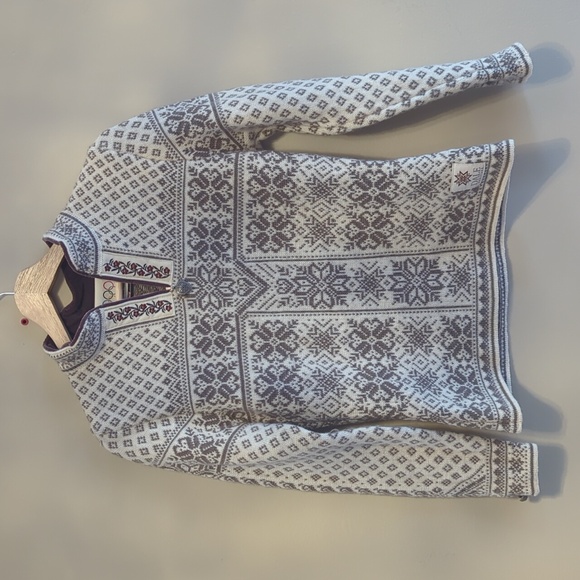 Dale of Norway Sweaters - Dale of Norway Vintage sweater.